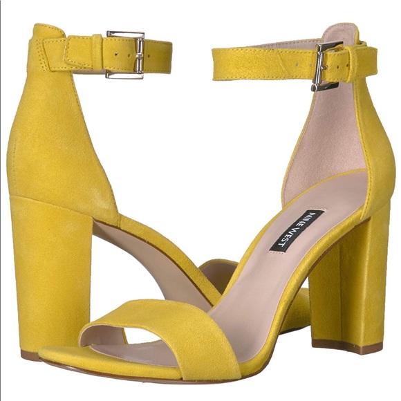Nine West Shoes - Nine West SZ 9.5 Yellow Suede